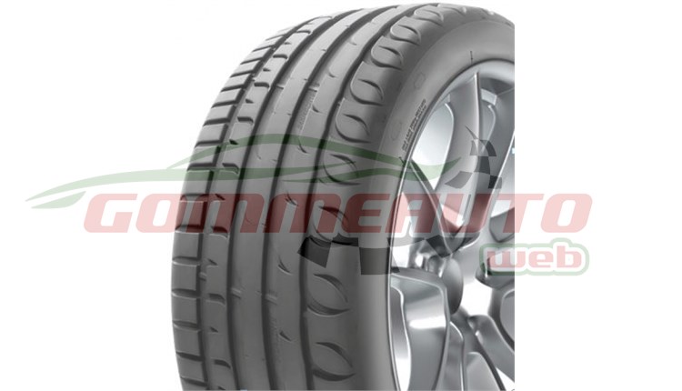 COP. 225/45 R18 95W ULTRA HIGH PERFORMANCE.